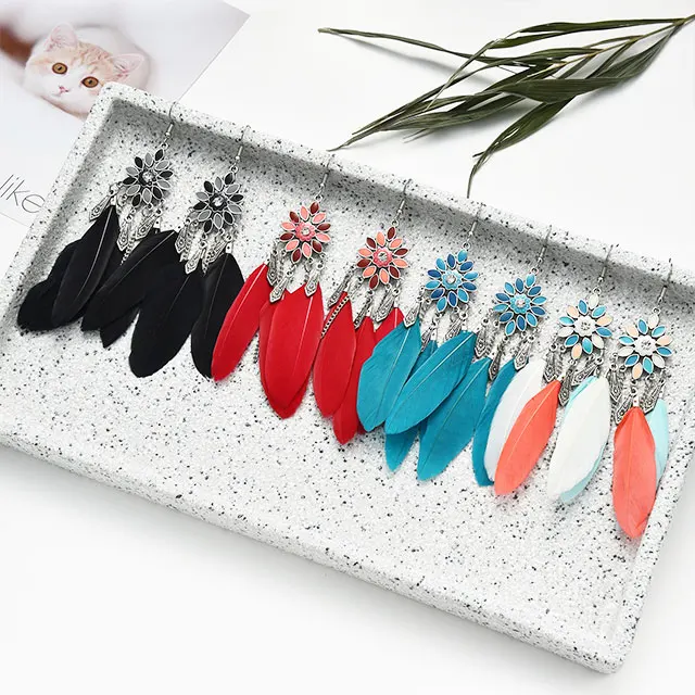 

Adelante Wholesale Jewelry Bohemian New Type Of Unique Flower Creative Ethnic Wind Feather Earrings, Konglan, bright blend, red, black