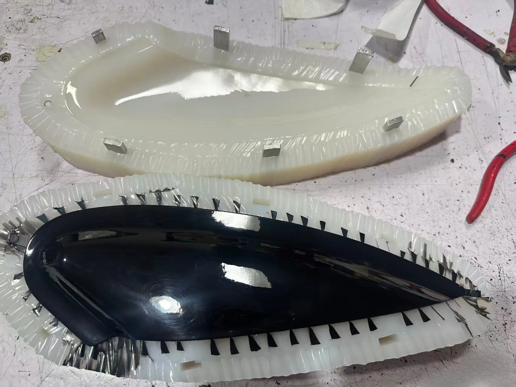 Custom Manufacturing Services | 3D Printing, CNC, Injection Molding Teardrop Molds