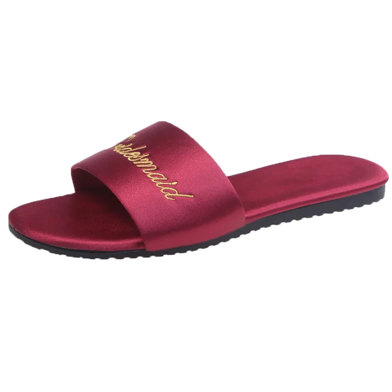 

Factory Sale Fashionable Bridal Slippers Solid Color Fabric Embroidery Letters Flat Open Toe One Cloud Women Slippers