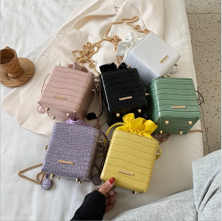 

2020 summer new simple style handbag crocodile pattern chain bucket bag fashion solid color shoulder bag, Colors