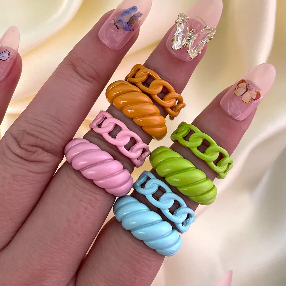 

Y2K Fashion Fine Minimalist Jewelry Twisted Rope Chunky Colorful Acrylic Rings Women Girls, Mixed color