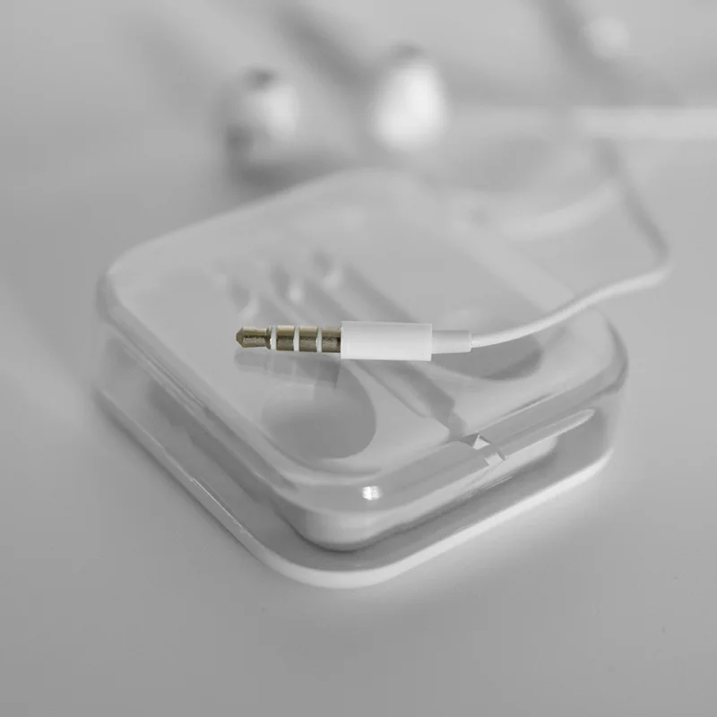 

hot sell promotion gift good quality 3.5mm jack mobile phone earphone earbuds for iphone earpod for apple earpods