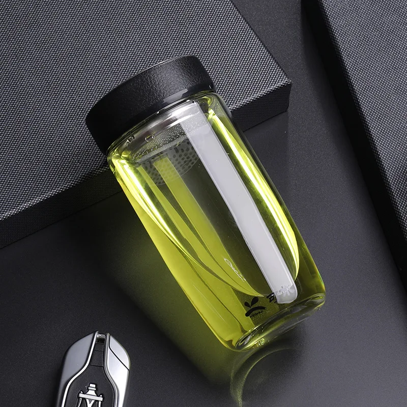 

Mikenda hot selling products 2021 glass water bottle clear black lid customized glass water bottles, As picture