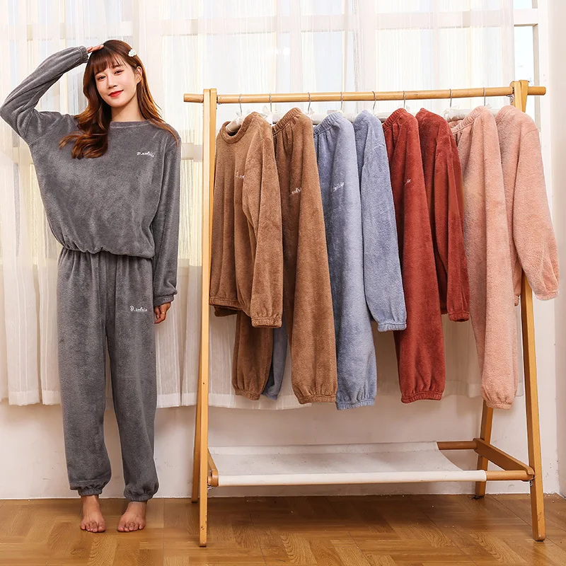 

Women Winter Sleepwear Coral Flannel Pyjamas Sets, As picture