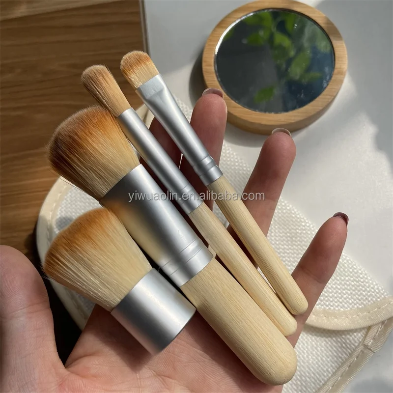 

4 PCS Mini Eco friendly Bamboo Makeup Brush Set With Linen Bag Vegan Cruelty Free Kabuki Cosmetic Brush Travel Makeup Brush
