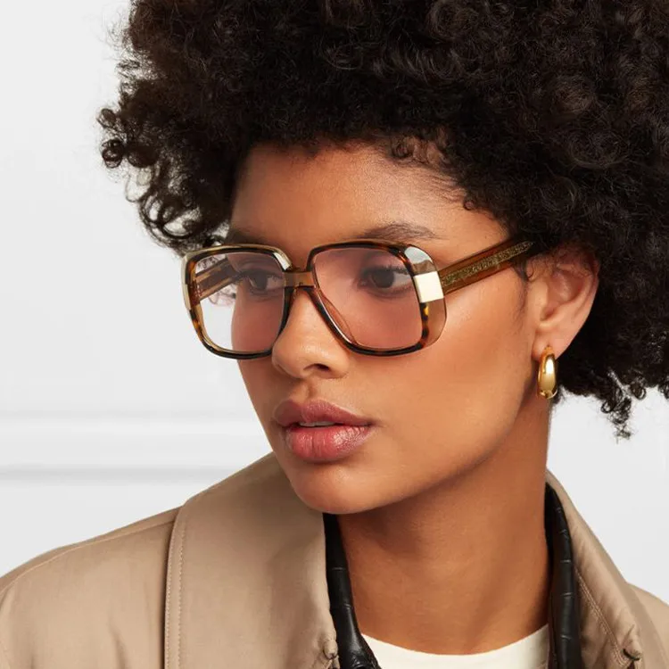 

China manufacturer attractive price resin lens pc frame square fashion sport sunglasses oem