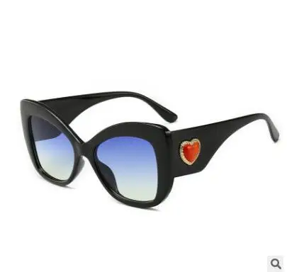 

Vintage Cat Eye Sunglasses Women Leopard Frame Charm Red Heart Retro Brand Designer Sun Glasses For Women Shades Oculos Female