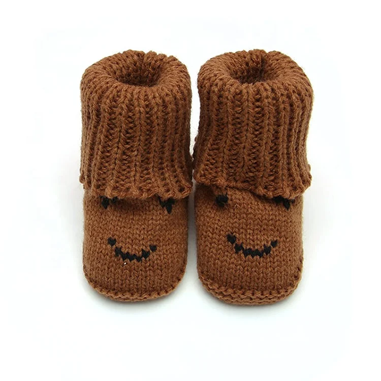 knit baby shoes 006.jpg
