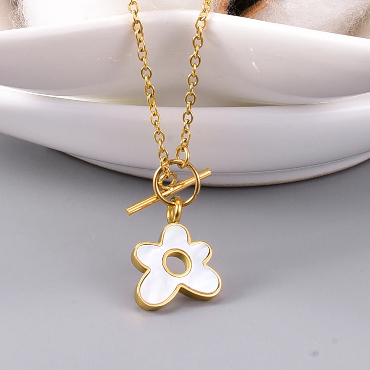 

White mother of pearl shell flower pendant toggle clasp necklace Vacuum electroplating 18K gold stainless steel jewelry woman, Optional as picture,or customized