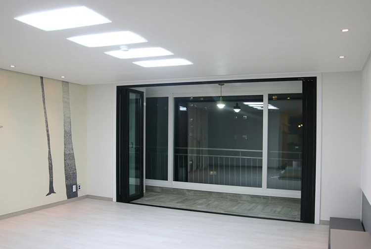 室内阳台隔音双层玻璃双折铝折叠门