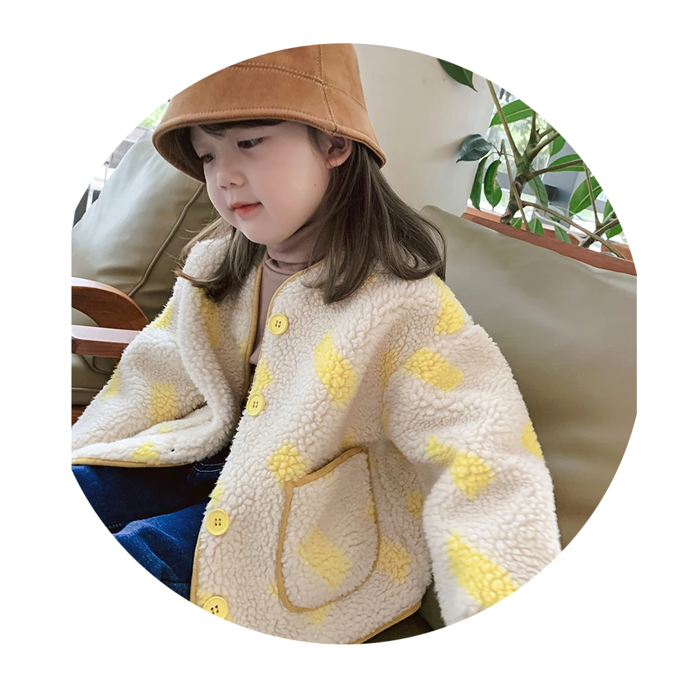 

Autumn and winter children's Korean clothing girls lamb wool top sweater coats, Yellow/gray