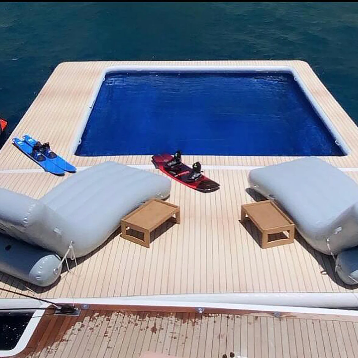 

Inflatable yacht water pool Floating Ocean Sea Swimming Pool with net
