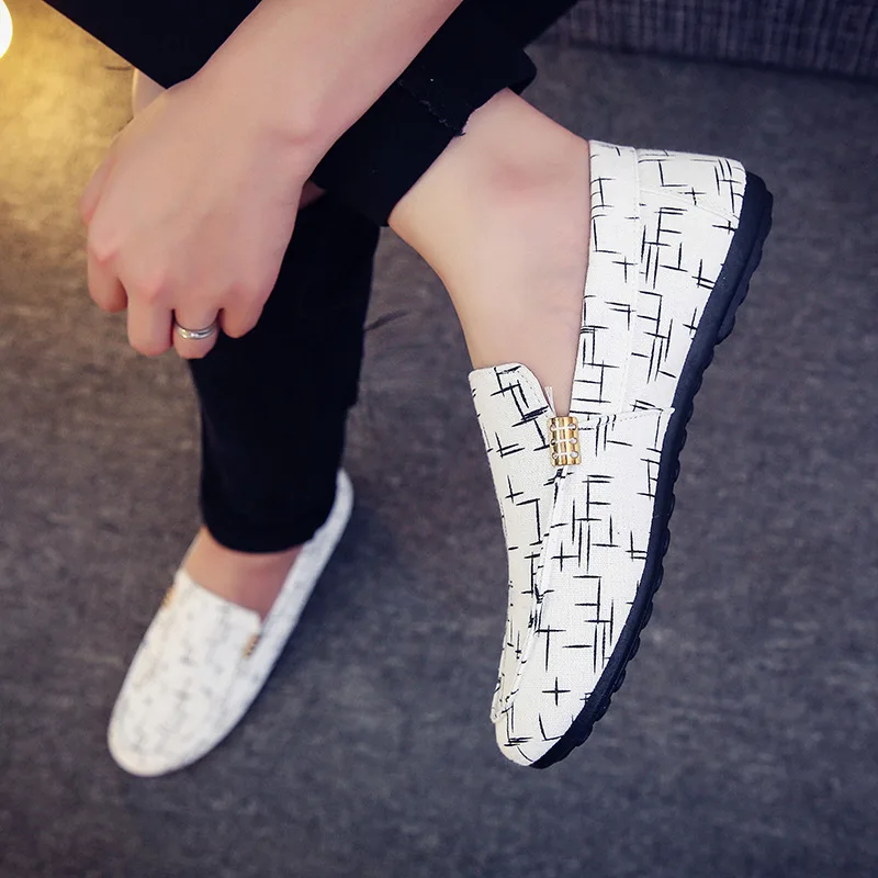 

New arrivals 2021 Wholesale loafers organizer white canvas shoes stock casual men's dress flat shoes, 2 colors