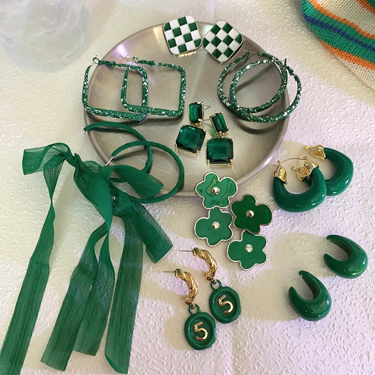 

Mixed batch 925 silver needle geometric fabric bow tassel earrings popular green flower resin rhinestone earrings female