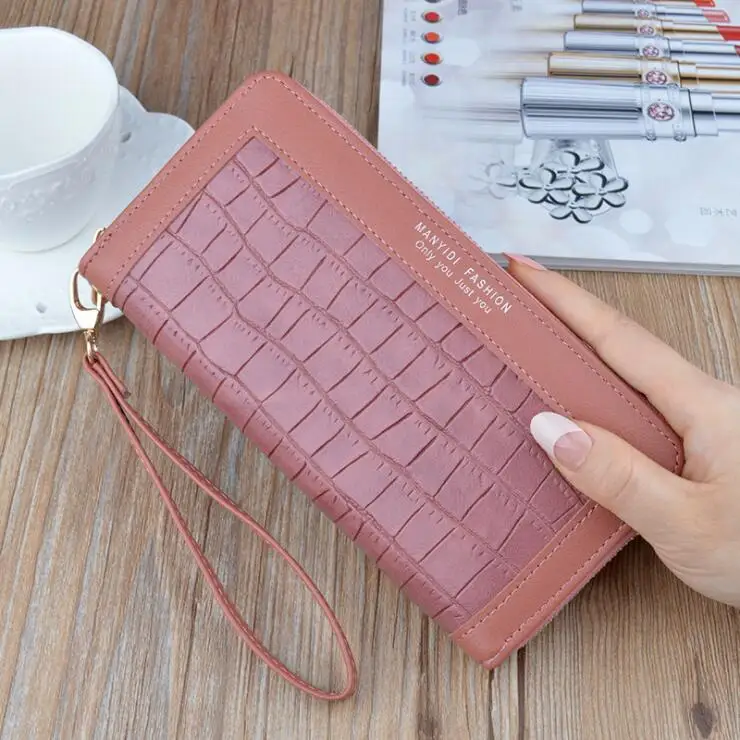 

2022 Latest Design Large Capacity Crocodile Pattern Patchwork Women Long Purse Ladies Clutch Wallet with Wrist Strap, 6 colors