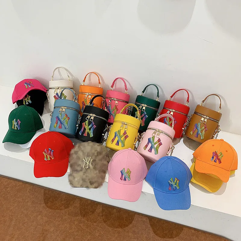 

2021 New Fashion NY purse lady Bags women hand bags round popular handbags hat set Female handbags