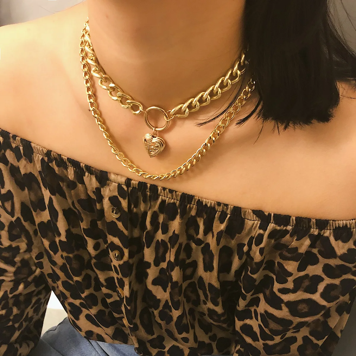 

Heart Double layer simple chain short necklace