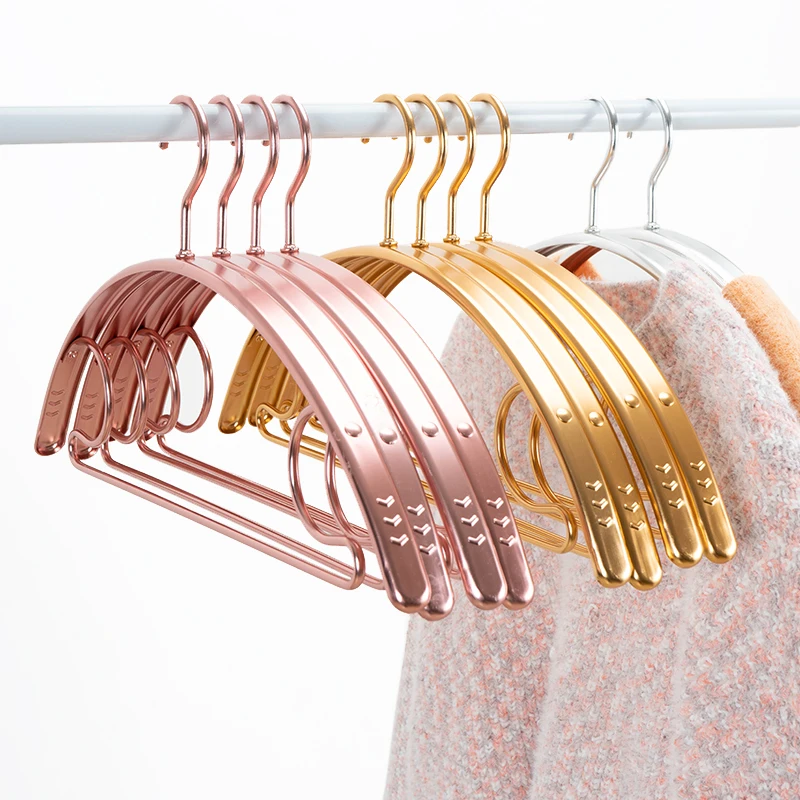 

2021 Newest premium suit hanger wide carved aluminum hanger for clothes, 3 colors