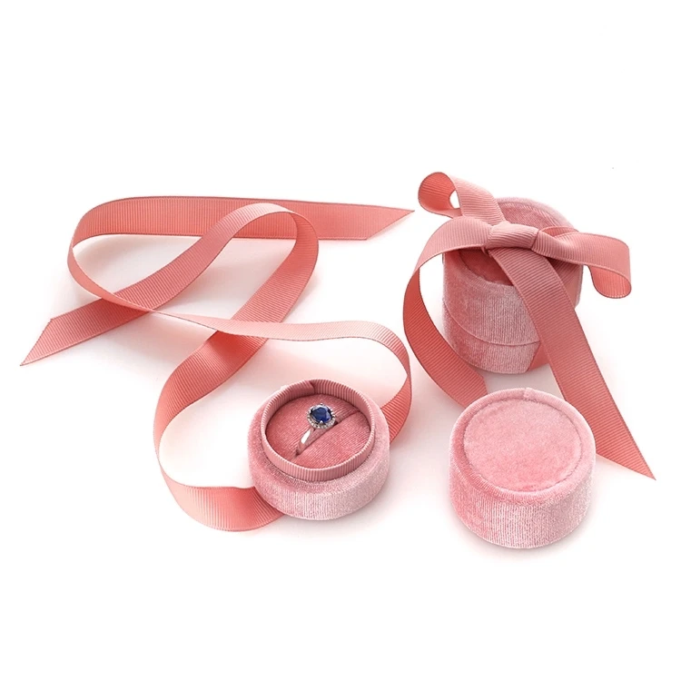 

Wholesale Customized Corduroy Velvet Jewelry Pendant Packaging Boxes Rose Wedding Ribbon Ring Box