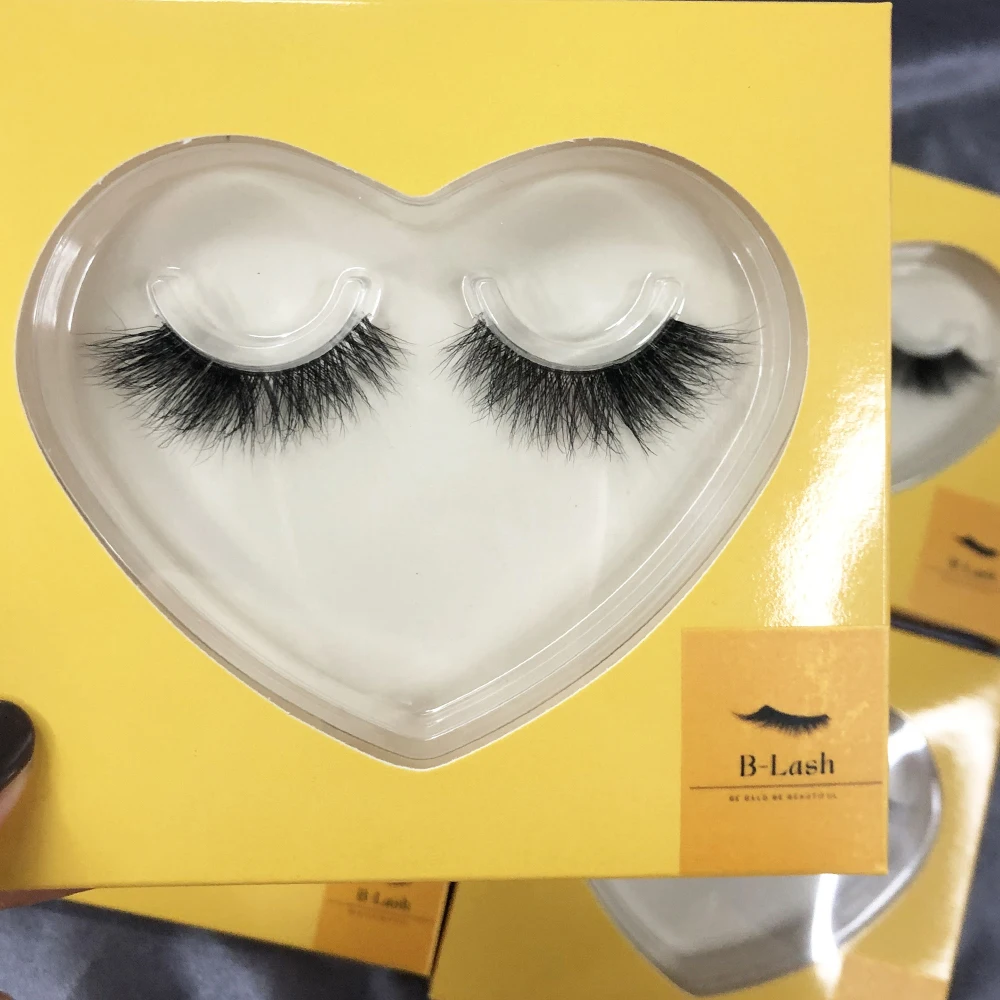 

Wholesale fluffy 3d mink full strip lashes custom christmas eyelash heart box paper packaging private label