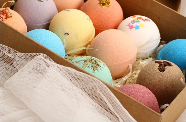 
private label natural organic christmas kids bath bombs with toys gift set packaging 