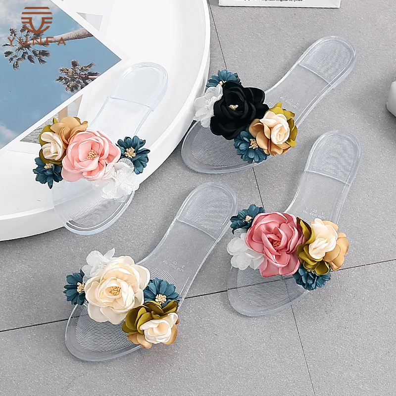 

BUSY GIRL YF3001 2023 new style women shoes fashion trend lucency flower ornament sandals flat jelly slides slippers