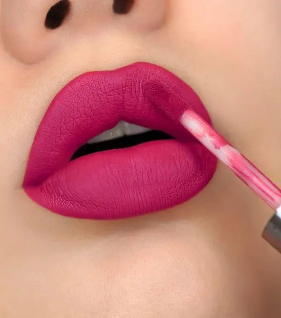 

Hot Selling 52 new Colors Free Shimmer Liquid Lip Gloss Private Label Custom Logo Shiny Glitter Clear Lipgloss