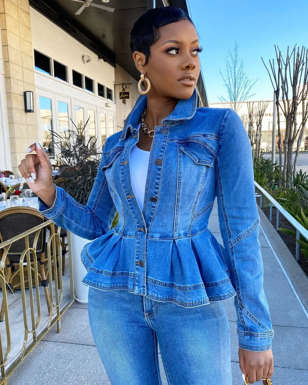 

Latest R07239 - fashion casual denim ruffles button long sleeve women jeans coat