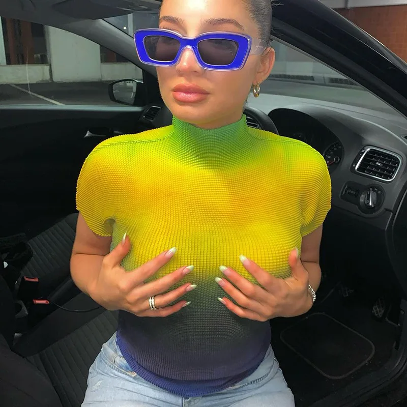 

Ready to ship summer woman tops fashionable gradient color casual short sleeve tshirt