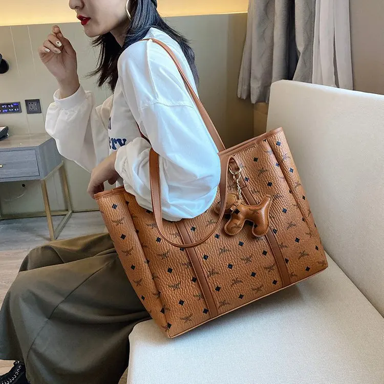 

2021 new large-capacity color-blocking handbag shoulder bag messenger bag tote bag, As is shown