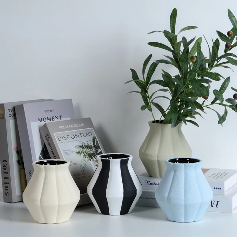 

Nordic Modern Vases for Decor Minimalist Style Small Vases Ceramic Flower Vase For Home Office Tabletop Decoration