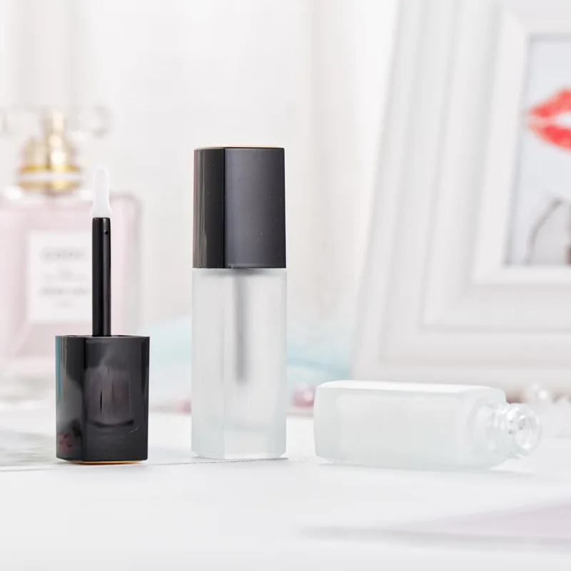 

Custom cosmetics square shape black lid matte lip gloss tubes containers with logo