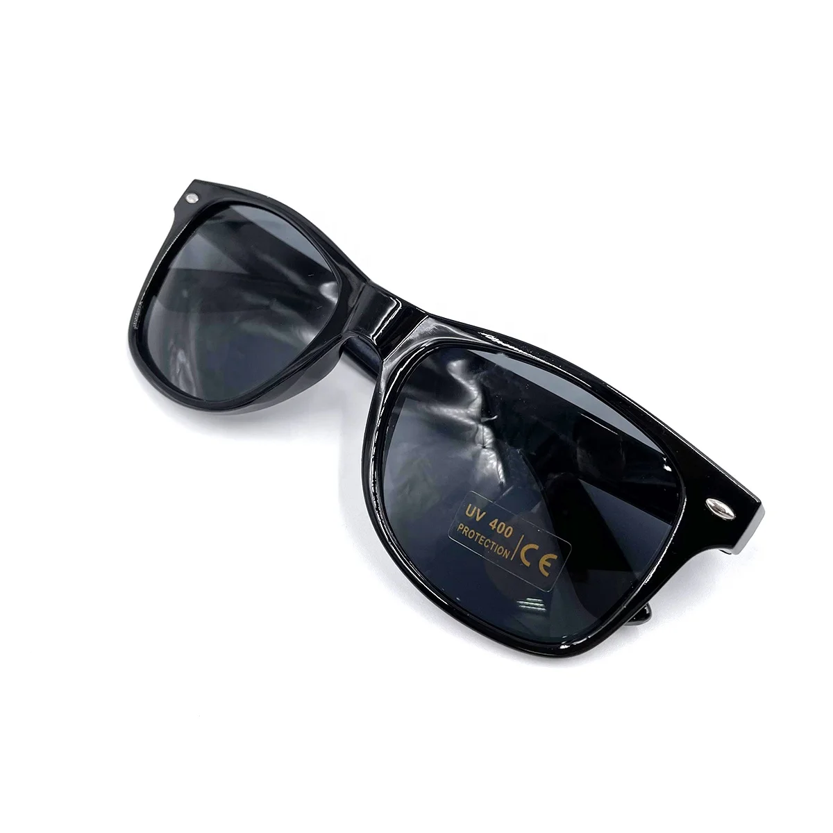

High Quality Promotional Fashion Plastic Custom Logo UV400 Shades Sun Glasses Sunglasses, Custom color