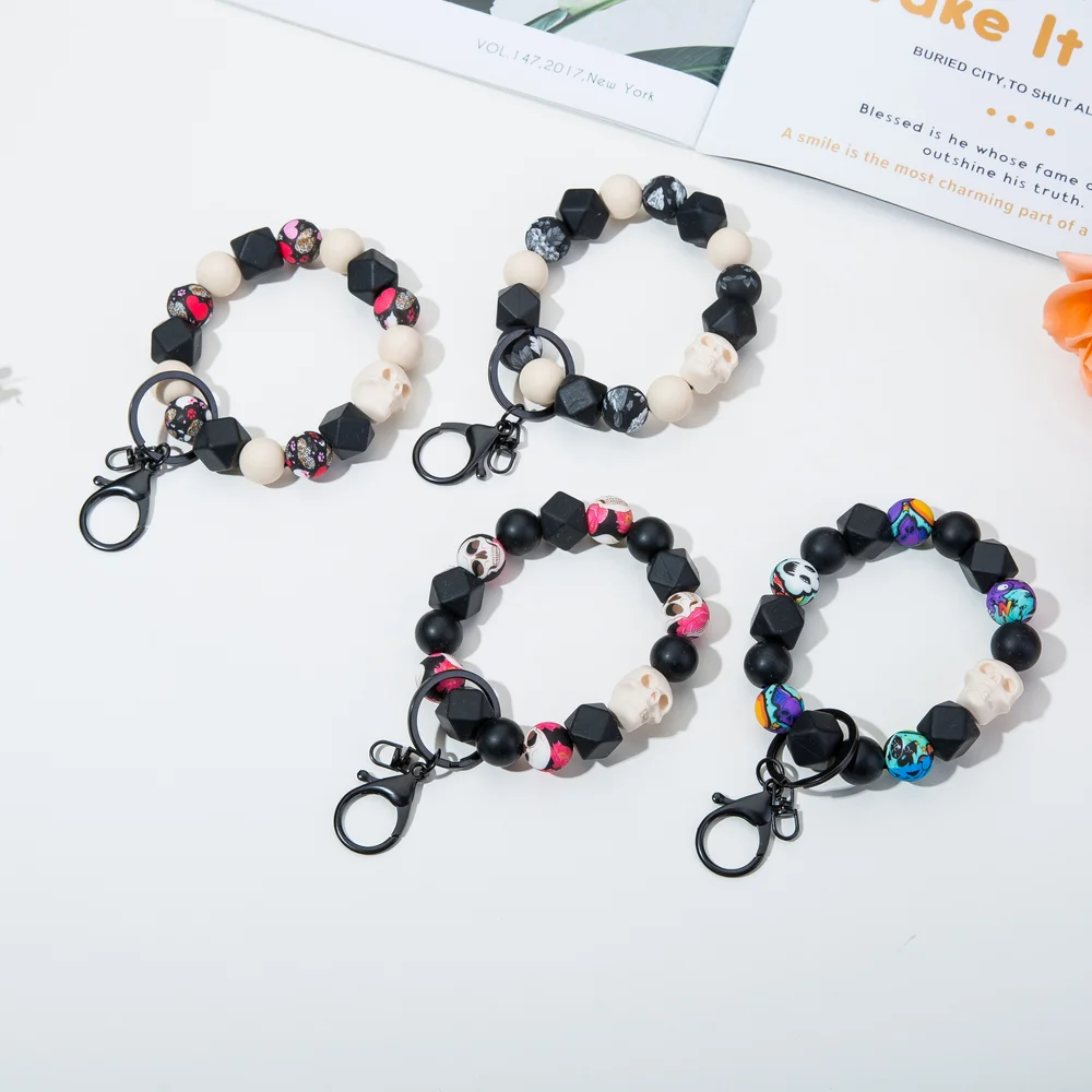 

2022 Latest Halloween Decoration Printing Silicone Beaded Bracelet Wristlet Keychain for Girls Gift