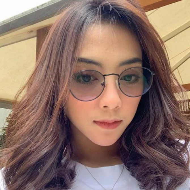 

Photochromic Anti radiation round frame women men eyeglasses