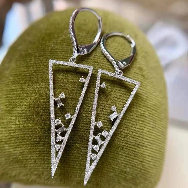 

2020 Modern Fashion Geometric Jewelry Earrings Big Triangle Diamond Simple 18K Solid Gold Earrings For Women