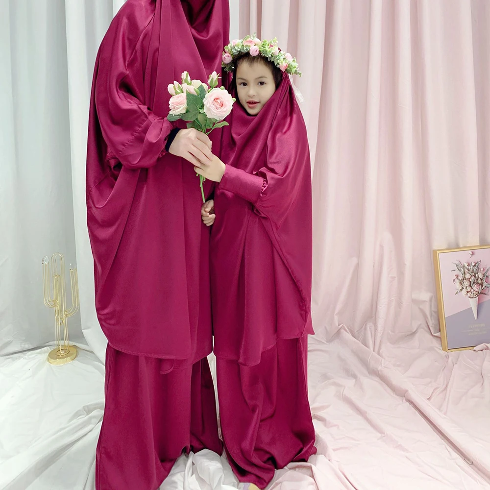 

2022 New Arrival Two pieces Muslim Prayer Dress Abaya Set Long Hijab Islamic Dress for Kids Girls