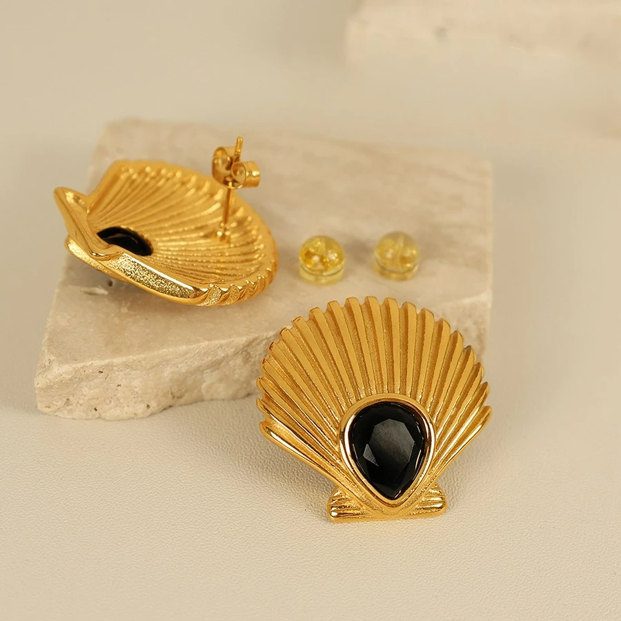2024 Vintage Stainless Steel Striped Jewelry 18k Gold Plated Fan Shaped Water Drop Zircon Earrings Women YF3928