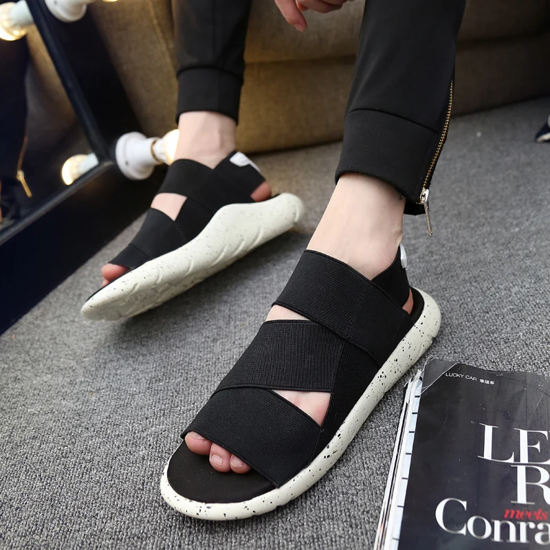 

Men Sandals Fashion Shoes Lighted Casual Shoes Outdoor Beach Slippers Flip Flops Man Slippers Female Summer Shoes Sandals Unisex