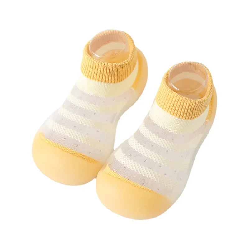 

XIANGHUI Summer ice wire breathable baby walking shoes boys and girls socks shoes, Pantone color