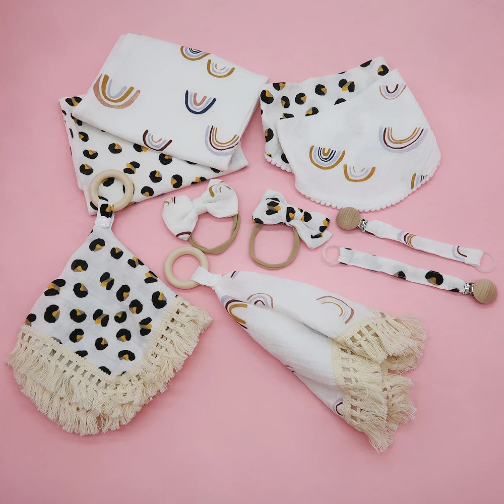 

Hot Sale Soft Super Soft Muslin Knitted Comforter Baby Blanket Gift Set