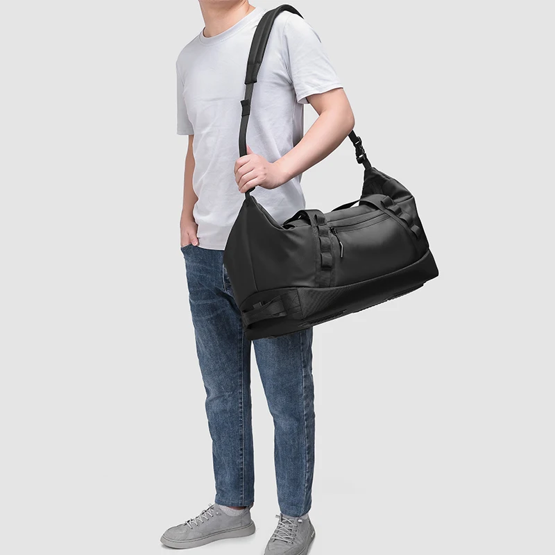 

2022 Wholesale Custom Logo Large Capacity Outdoor Mens Travelling Duffle Gym Bag Sport Stylish Duffel Backpack Travel Bag