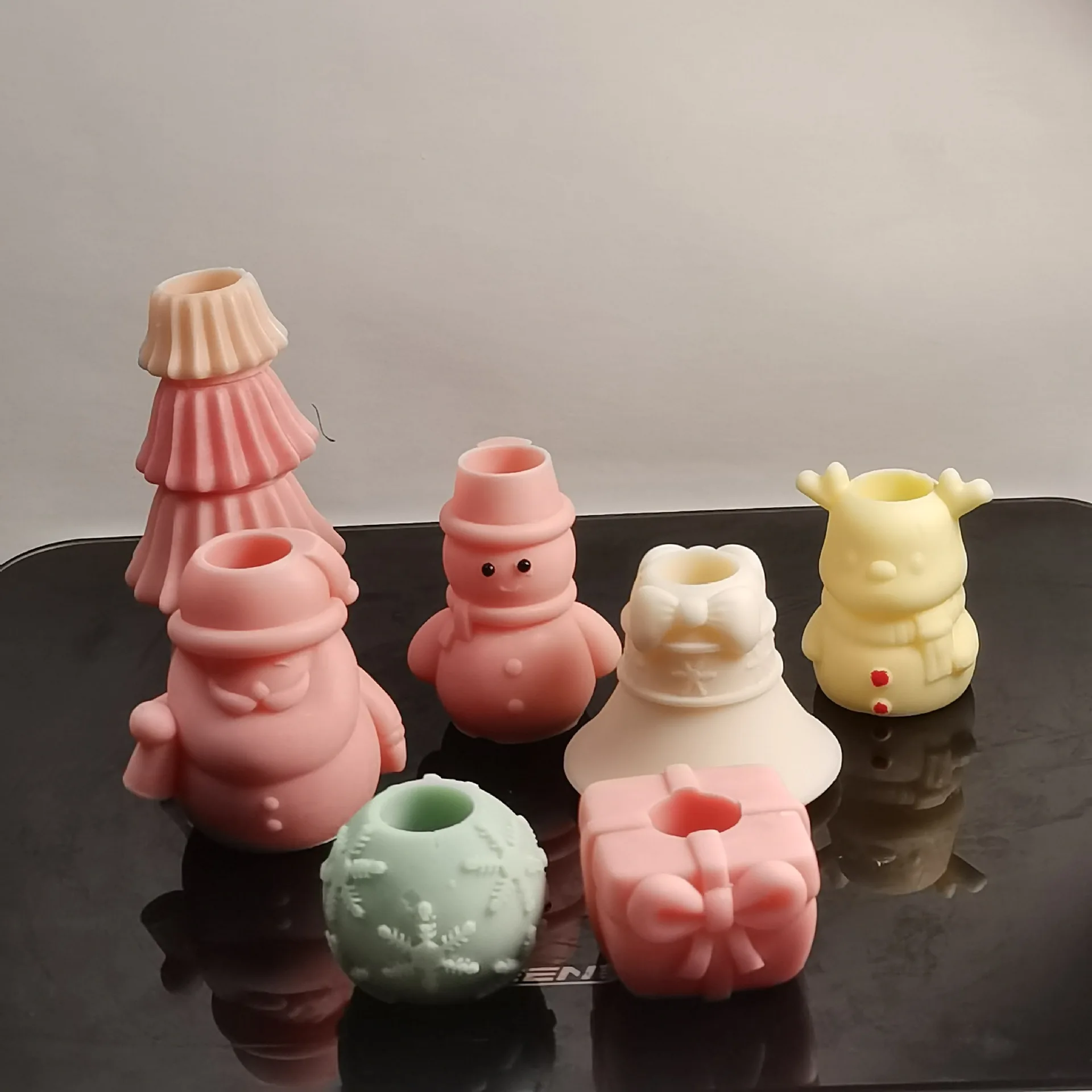 

Christmas scented candle silicone mold snowman elk grinder gypsum decoration Christmas set