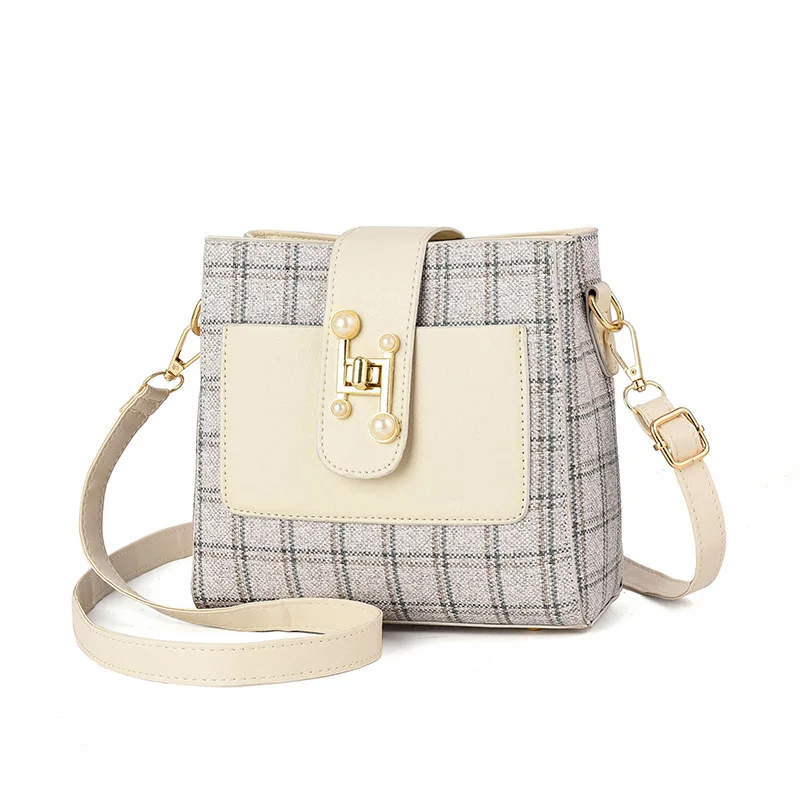 

Checkered British Style Shoulder Bag Fashionable All-match Lady Messenger Bag Simple Leisure And Exquisite Buckle Bucket Bag 100