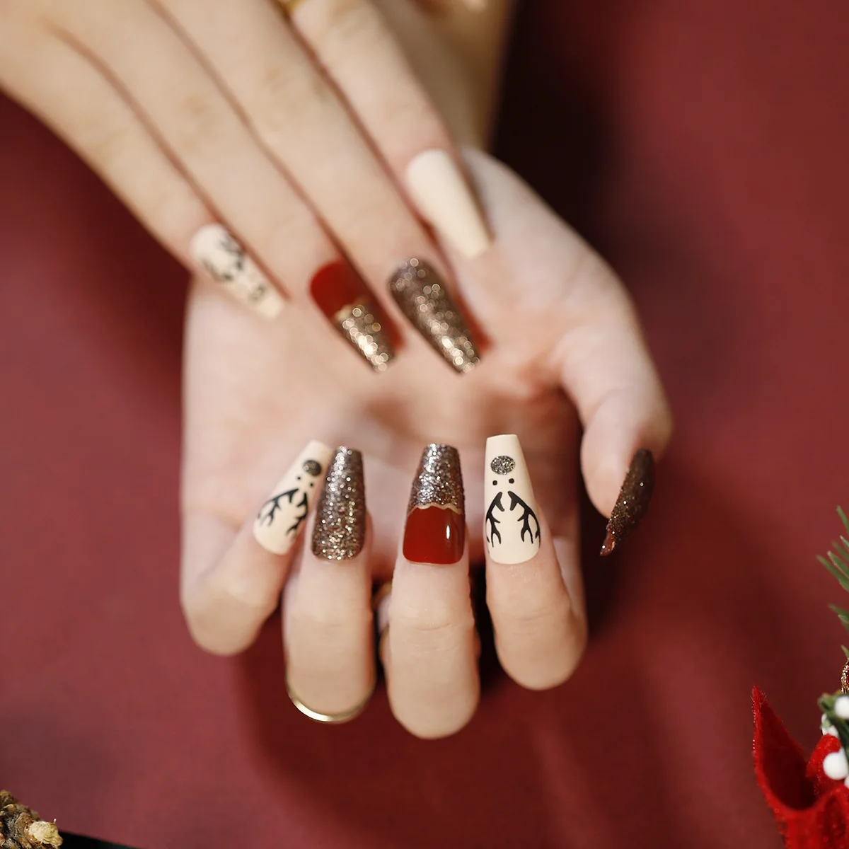 

24pcs Camel Color False Nail Christmas Deer Print Long Ballet Nail Wearable Artificial Fingernails