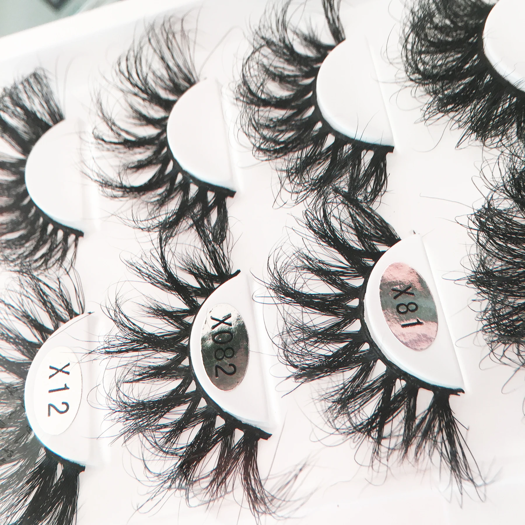 

curled lashes 25mm curly/fluffy eyelash vendors, Black