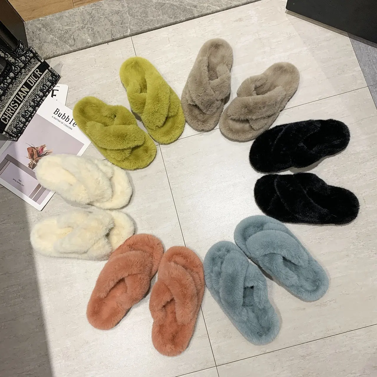 

High quality 2021 New Fashion plus Size house fur Slippers for Women Wear Crossed Flip-flops and Thermal Slippers fur slides, As picture