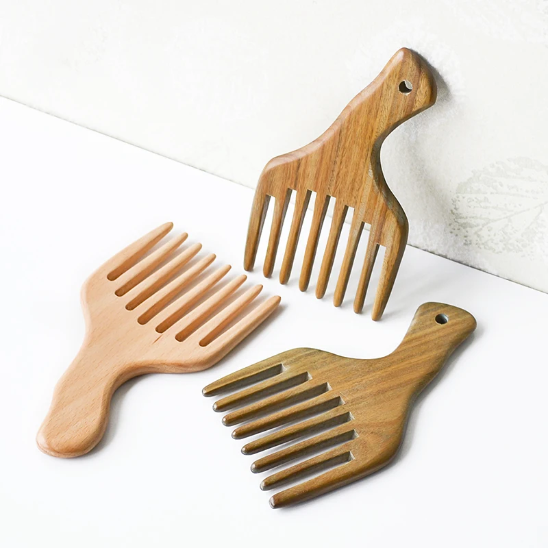 

Private Label Fantastic Handle Smooth Anti-static Natural Wooden Afro Pick Comb