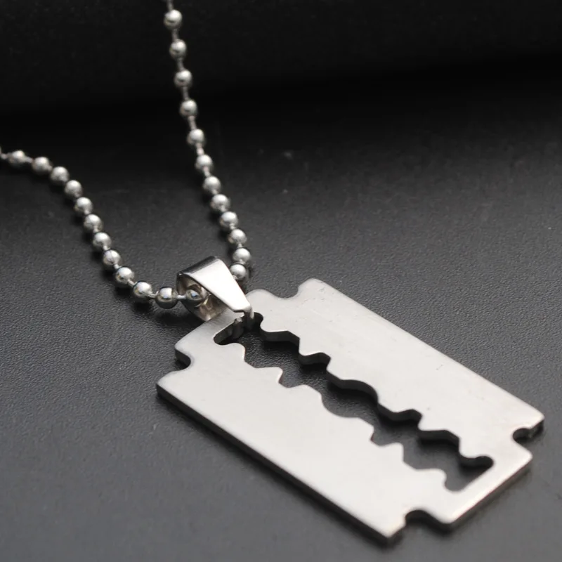 

European and American jewelry men's necklace titanium steel pendant stainless steel blade pendant girl's sweater chain