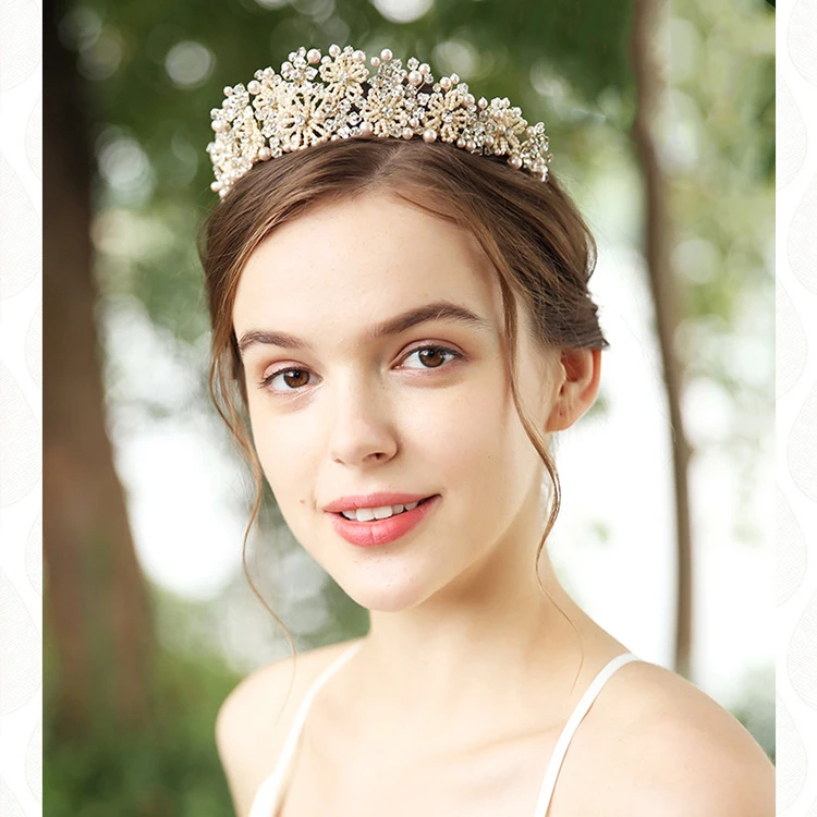 

Promotion beige crystal bridal wedding tiara handmade party wedding tiaras crown party favors bridal crown bridal crown